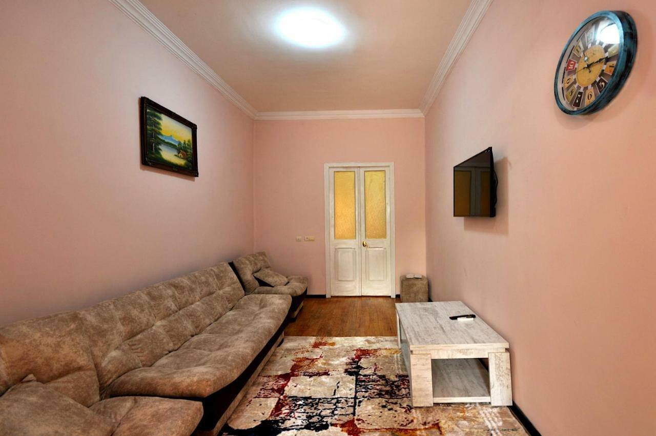 Dani Home Tbiliszi Kültér fotó