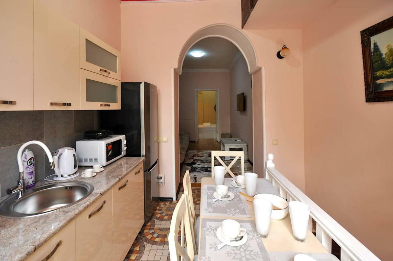 Dani Home Tbiliszi Kültér fotó